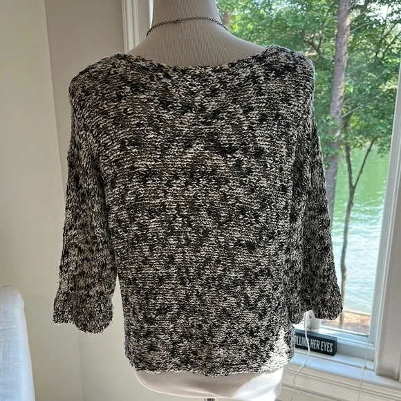 Eileen Fisher Black/white/gold cropped 3/4 Bell Sleeves, XS, Like New - Picture 4 of 6